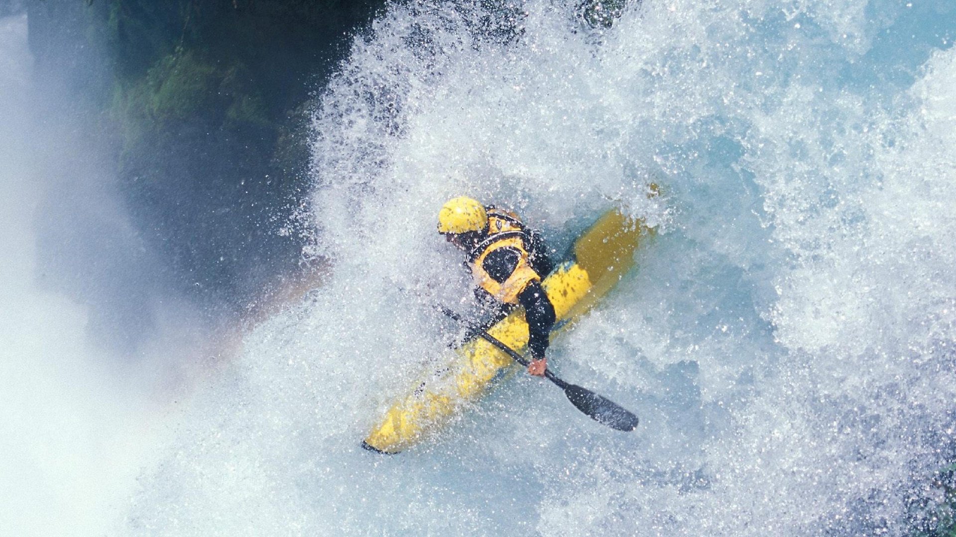 恩比德完美发挥撕裂雄鹿防线，尼克斯铁血军团带走胜利